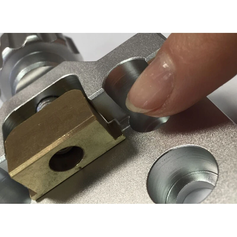 Lacerta Premium Dovetail Clamp Vixen-Level 63mm 2 Lacerta Premium Dovetail Clamp Vixen-Level 63mm - Image 2