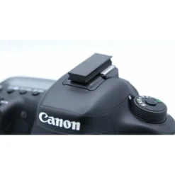 Wega Telescopes Blitzschuhadapter Für Leuchtpunktsucher 11mm -Telescope Shop Wega Telescopes Blitzschuhadapter fuer Leuchtpunktsucher 11mm 3